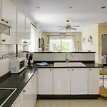 بيت للعطل La Rosaleda